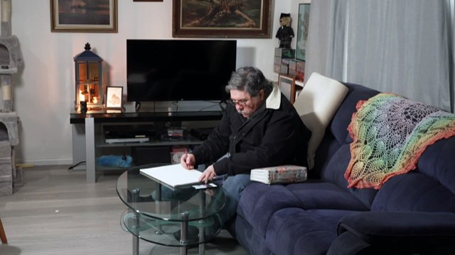 Survey of Australians living with chronic pain shines light on how the condition impacts their relationships and ability to work.