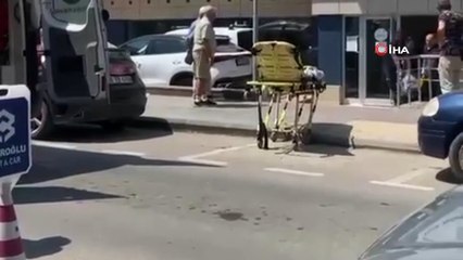 Eşine Bıçakla Saldırdı, Vurularak Etkisiz Hale Getirildi