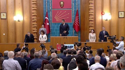 CHP lideri Özel: “Kendine ait bir fikri olmayan, tek fikri AK Parti'nin fikrini desteklemek"