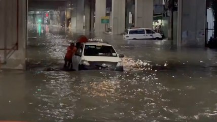 Ilang sasakyan sa Araneta Ave sa QC, tumirik dahil sa baha