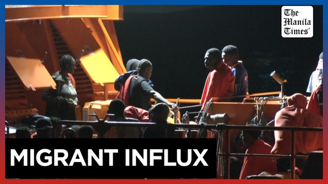 Spain: 129 migrants arrive on the Canary Islands coast by boat