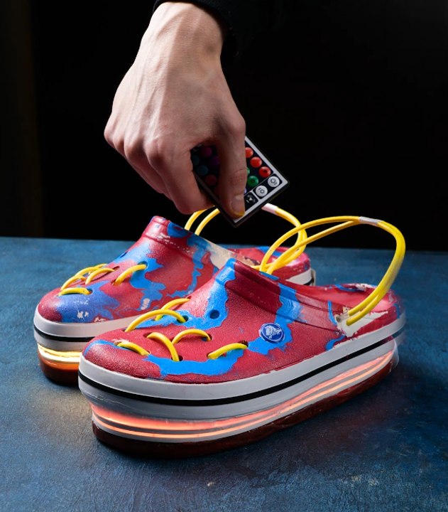 DIY Crocs Makeover: Recycle Aluminum Cans with Epoxy Resin for a New Look