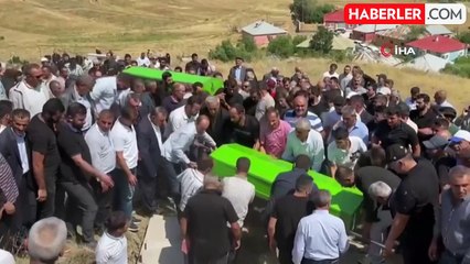 Trafik kazasında hayatını kaybeden karı koca yan yana toprağa verildi