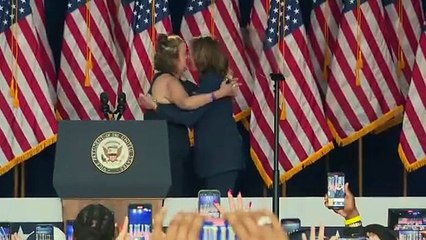 Harris teilt in Milwaukee tüchtig gegen Trump aus