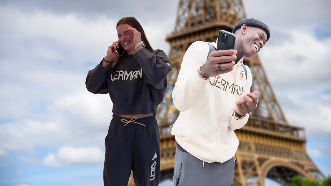 Große Ehre für Schröder und Wagner: Fahnenträger zu Tränen gerührt