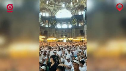 TÜGVA'nın İstanbul'daki 'yaz okulu buluşması' için Ayasofya'ya getirilen çocuklara tekbir çektirildi