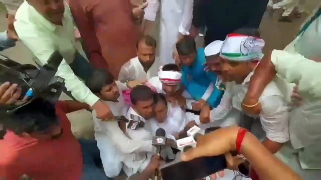 Brutal police crackdown on IYC workers in Patna, Bihar