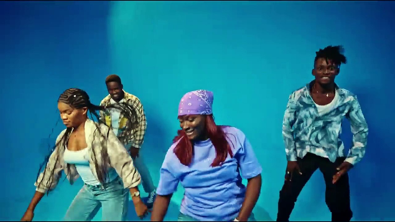 Ks Bloom - MEDICAMENT ft Sara Touré , Rolly Kasonga (clip officiel)