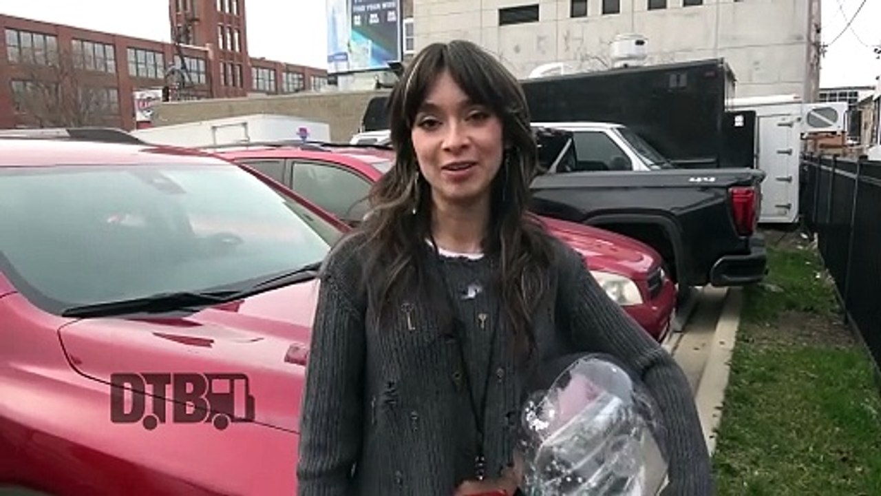 Zoe Ko - BUS INVADERS Ep. 1935