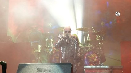 Judas Priest, İstanbul'da hayranlarıyla bir araya geldi