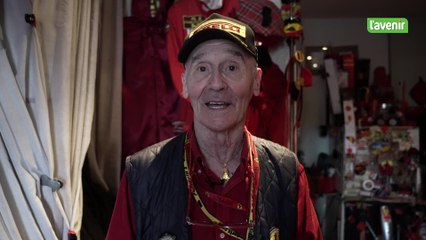 Jacky "Ferrari", ancien marchand de Manneken Pis complètement bleu des rouges