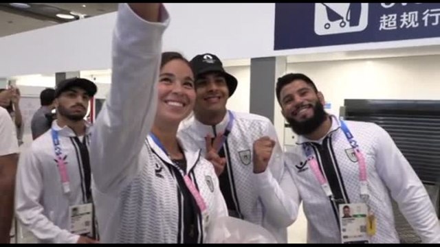 Parigi 2024, accoglienza calorosa per la squadra olimpica palestinese