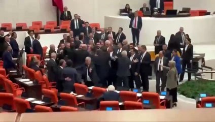 TBMM'de yankılanan tokat sesi milletin gururu oldu!