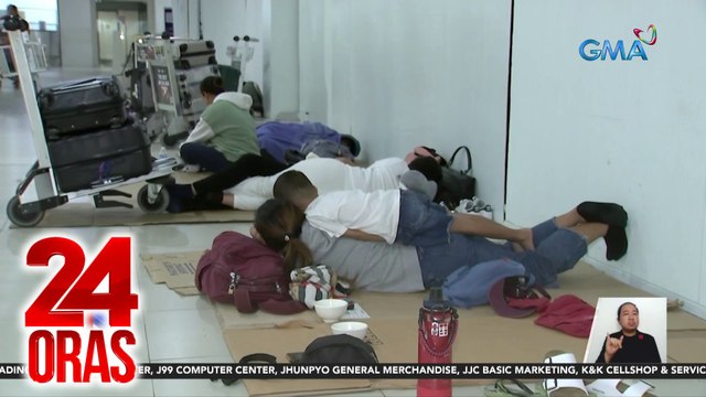 Mga stranded na pasahero, nagpalipas ng gabi at naglatag na ng karton sa departure area | 24 Oras