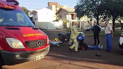 Motociclista fica ferido em acidente com carro na Avenida Toledo