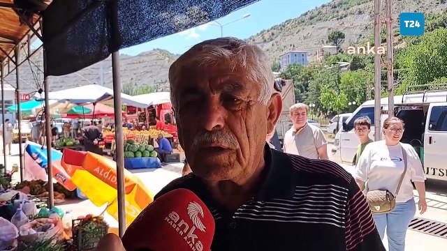 Pazarda alışveriş yapan emekli vatandaş: Param yetmiyor. Her şey pahalı, 50 liradan aşağı bir şey yok