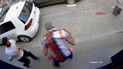 Bingöl'de madde bağımlısının bıçaklı saldırısından yeni görüntüler