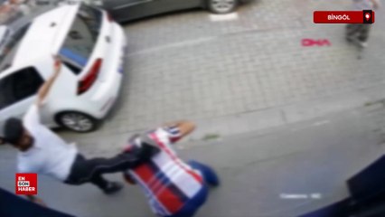 Bingöl’deki madde bağımlısının bıçaklı saldırısından yeni görüntüler