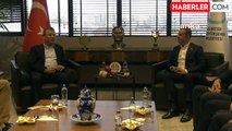 Özgür Özel: CHP İktidarında Milli Gelir Artacak, Giderlerden Bir Sıfır Atacağız