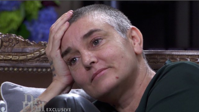 GALA VIDEO - Sinead O’Connor morte il y a un an : de quoi est décédée la chanteuse à seulement 56 ans ?