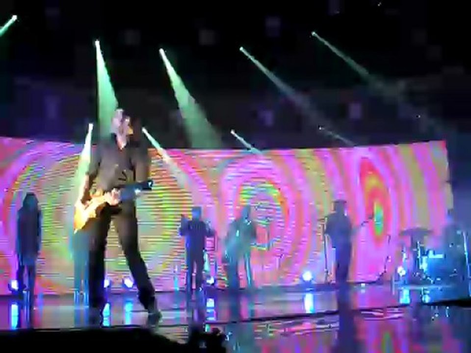 Jenifer - Touche moi - 12.04.08 - Paris