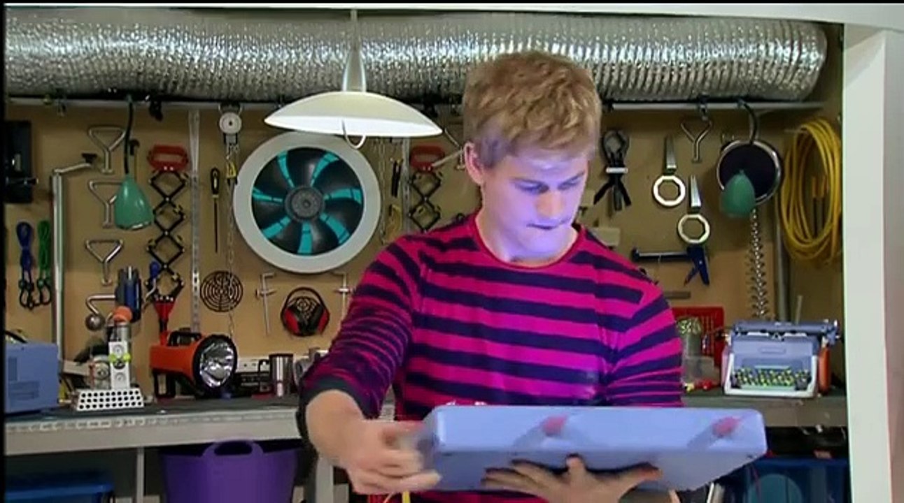 Cbeebies Iconicles Whale Song Wrong 1x16...mp4 - video Dailymotion