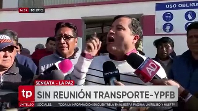 Fracasa intento de diálogo entre choferes y YPFB; el sector que demanda diésel se retiró de la planta de Senkata