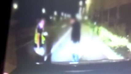 40대 남성, 음주운전 하다 중부내륙고속도로 연석 추돌 / YTN