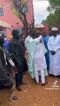 Décès de Toumani Diabaté : Youssou Ndour s'est rendu à Bamako pour présenter ses condoléances