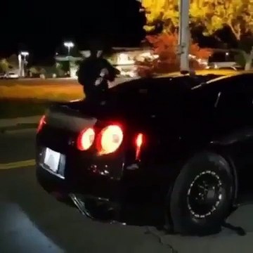 1500hp Nissan GTR burnout