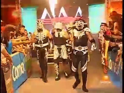 Cuervo, Escoria, Espiritu & Ozz vs. Amnesia, Black Abyss, Histeria & Psicosis ( 2010.01.17 @ AAA Sin Limite Ecatepec )