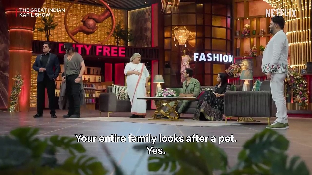 Krushna Abhishek & Sunil Grover's HILARIOUS SRK-Salman Impression CRACKS Up Kartik Aaryan