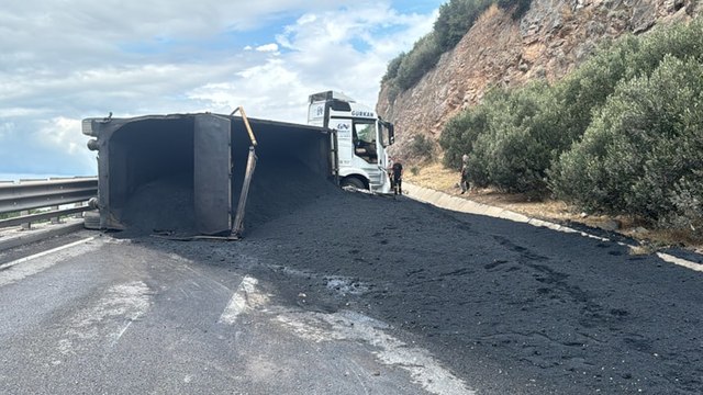 İstanbul istikameti ulaşıma kapandı