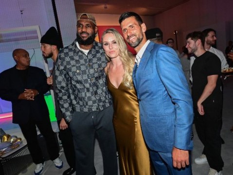 Glamouröse Outfits: Promi-Auflauf vor den Olympischen Spielen in Paris