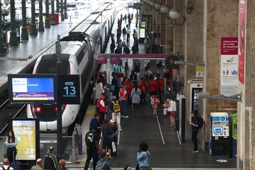 AR OOV TRAINS 260724