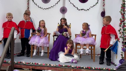 Chulmleigh Fair Queen gives her speech, video Alan Quick IMG_8316