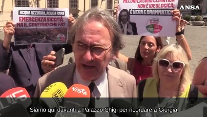 Siccita', flash mob di AVS: "In Sicilia manca l'acqua e Meloni tace"