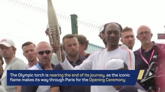 Snoop Dogg completes penultimate leg of Olympic torch relay in Paris