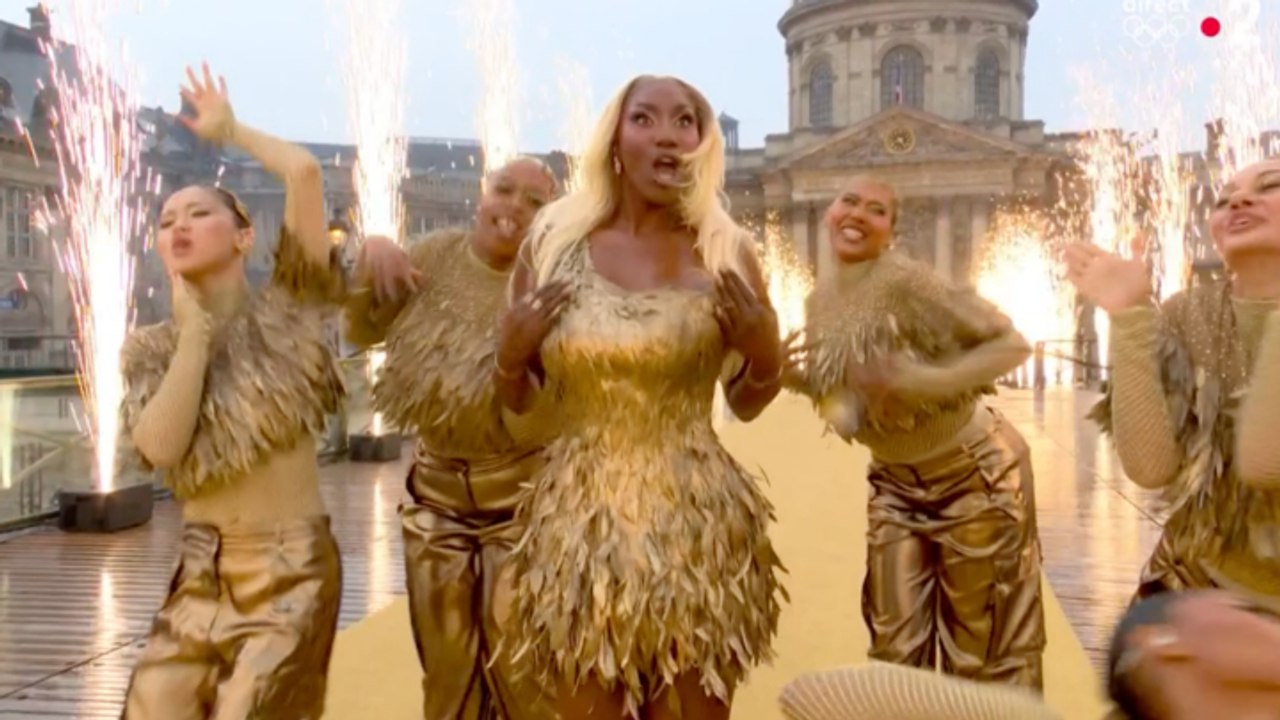 JO de Paris 2024 : Aya Nakamura revisite Charles Aznavour pour la cérémonie d'ouverture