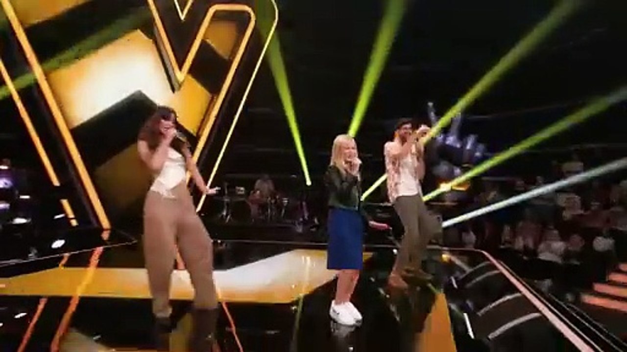 Taylor Swift - Shake It Off (Lara H.) _ Blind Auditions _ The Voice ...