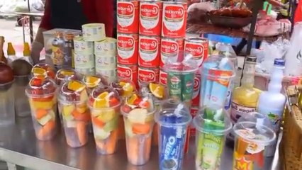 Fresh fruit smoothie#street foods