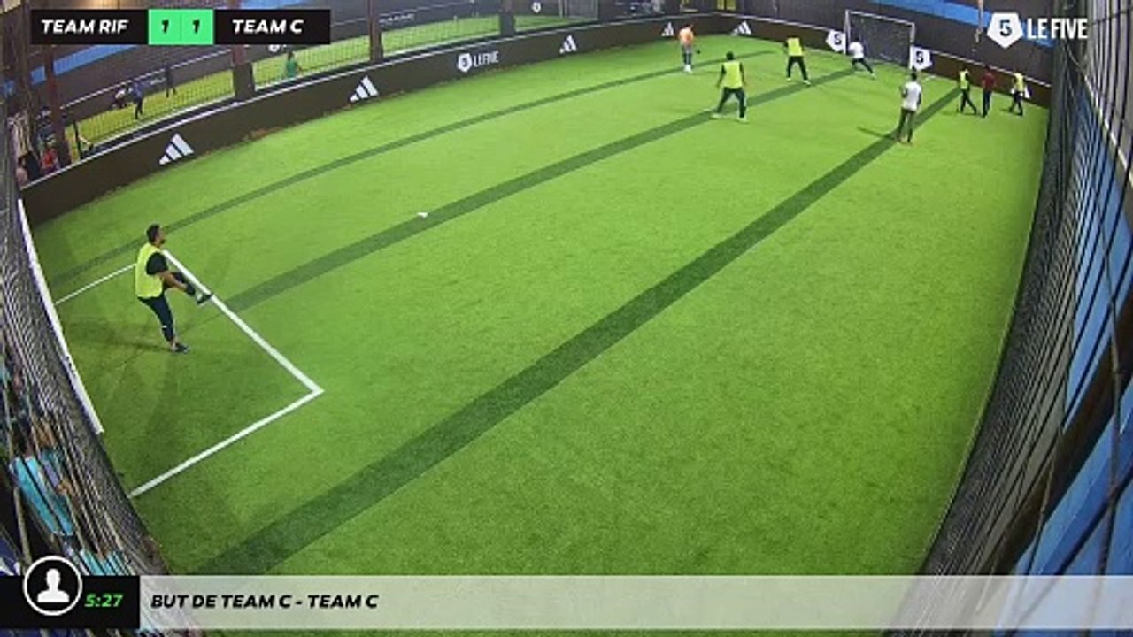 But de Team C - Team C