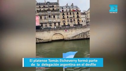 El platense Tomás Etcheverry formó parte de la delegación argentina en el desfile