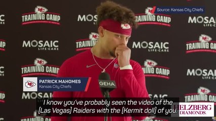 Mahomes and Pierce react to 'Kermit' video