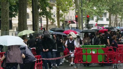 Chuva atrapalha, mas não tira o brilho da aberta dos Jogos Olímpicos Paris-2024