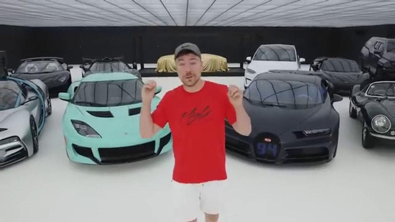Must Watch | $1 vs $100,000,000 Car!