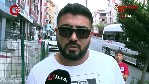 Esenyurt'ta freni boşalan TIR, 5 araca çarptı Minibüsten inen kadın araçların arasında sıkıştı!