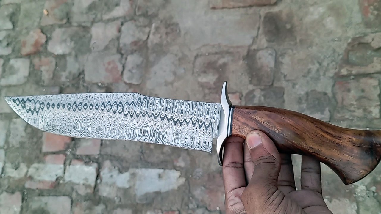 Damascus knife