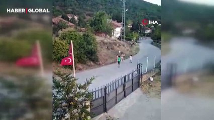Amasya'da köyde yaşayan kız çocuklarının sevimli eylemine yanıt geldi: Oyun parkı yapılacak