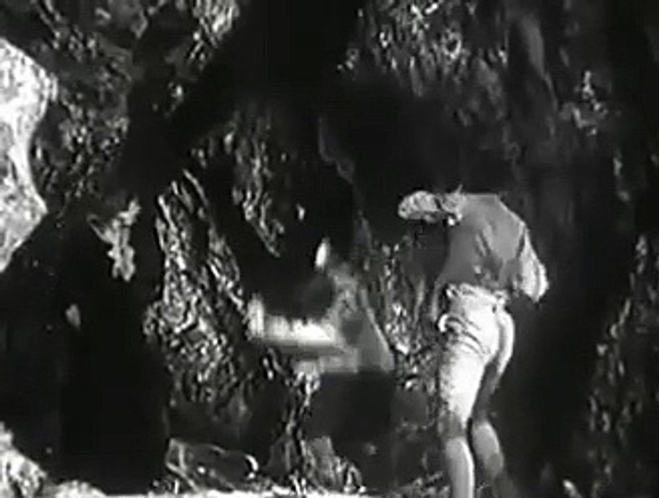 Jamaica Inn 1939 -  Crime Adventure /  Starring Charles Laughton and Maureen O Hara. Alfred Hitchcock